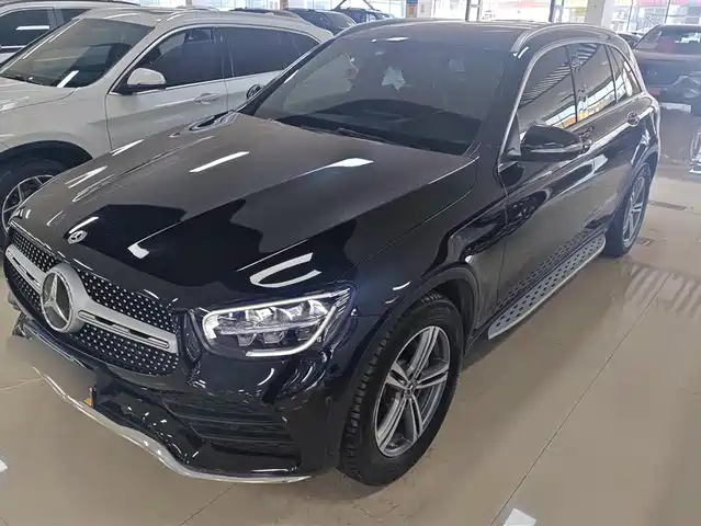 MERCEDES-BENZ GLC