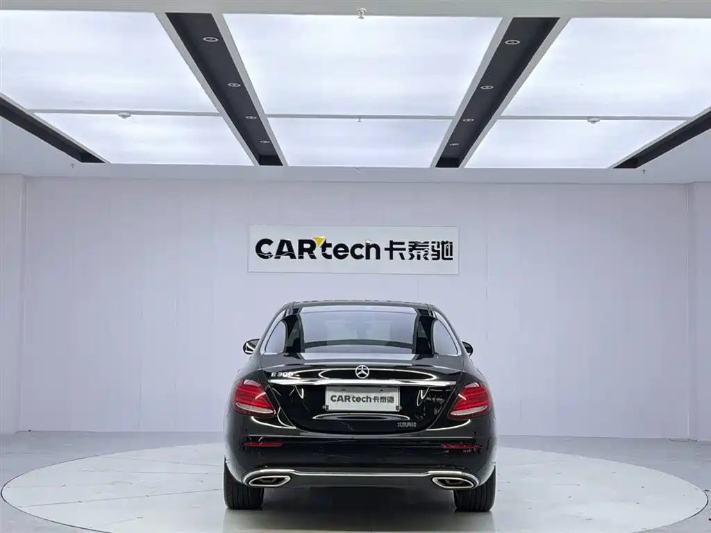 Mercedes-Benz E-Class 2020 E 300 L Luxury Model фото 4