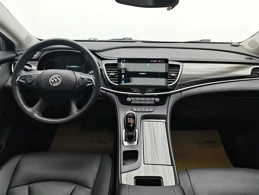 Buick LaCrosse 2016 Facelift 28T Elite фото 12