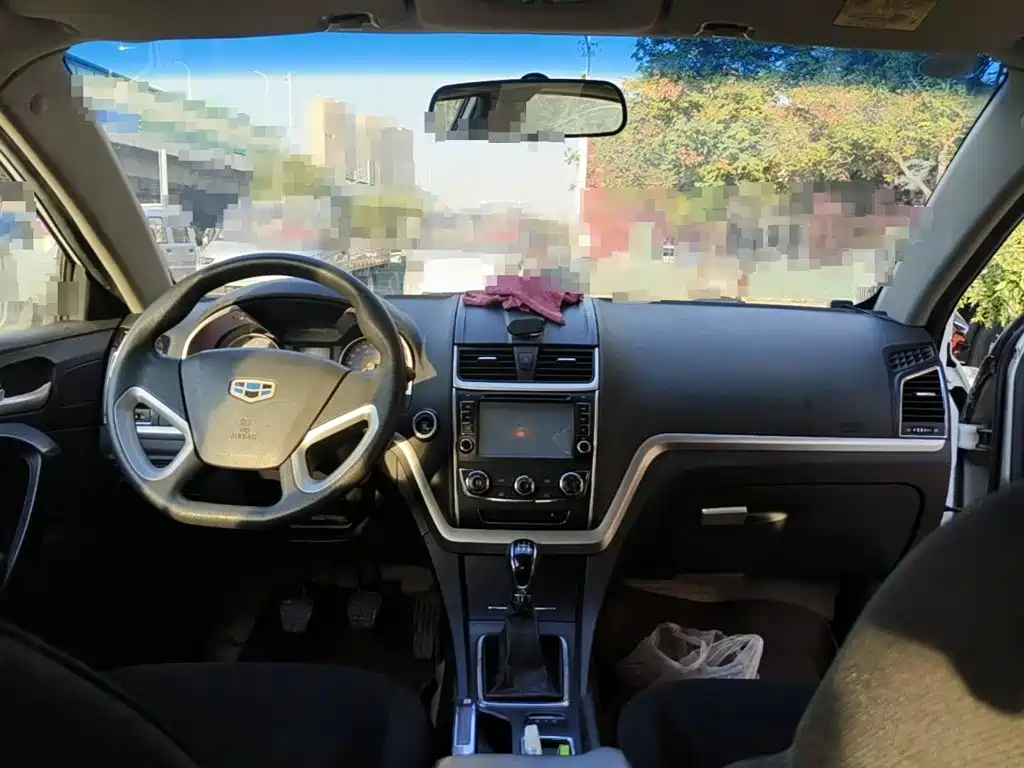 Geely Emgrand 2014 2014 Hatchback 1.5L Manual Fashion