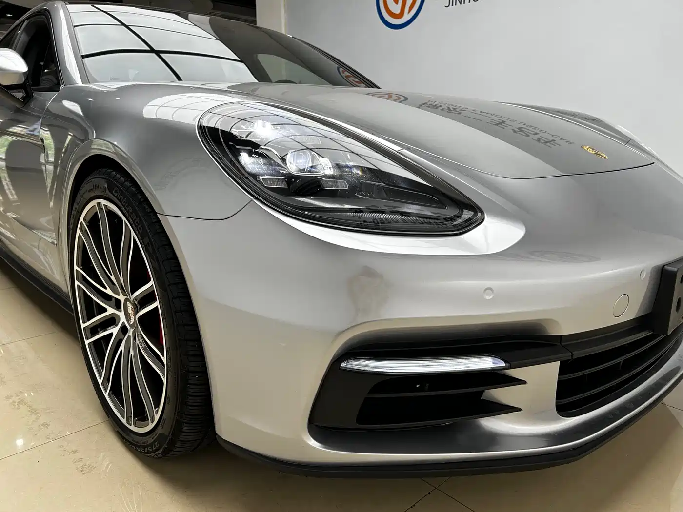 Porsche Panamera 2017 Panamera 3.0T фото 21