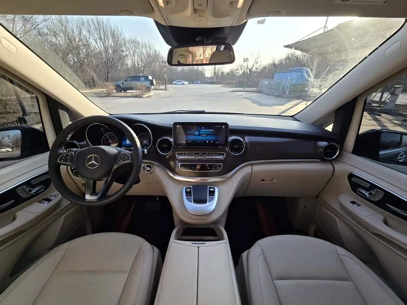 MERCEDES-BENZ V CLASS