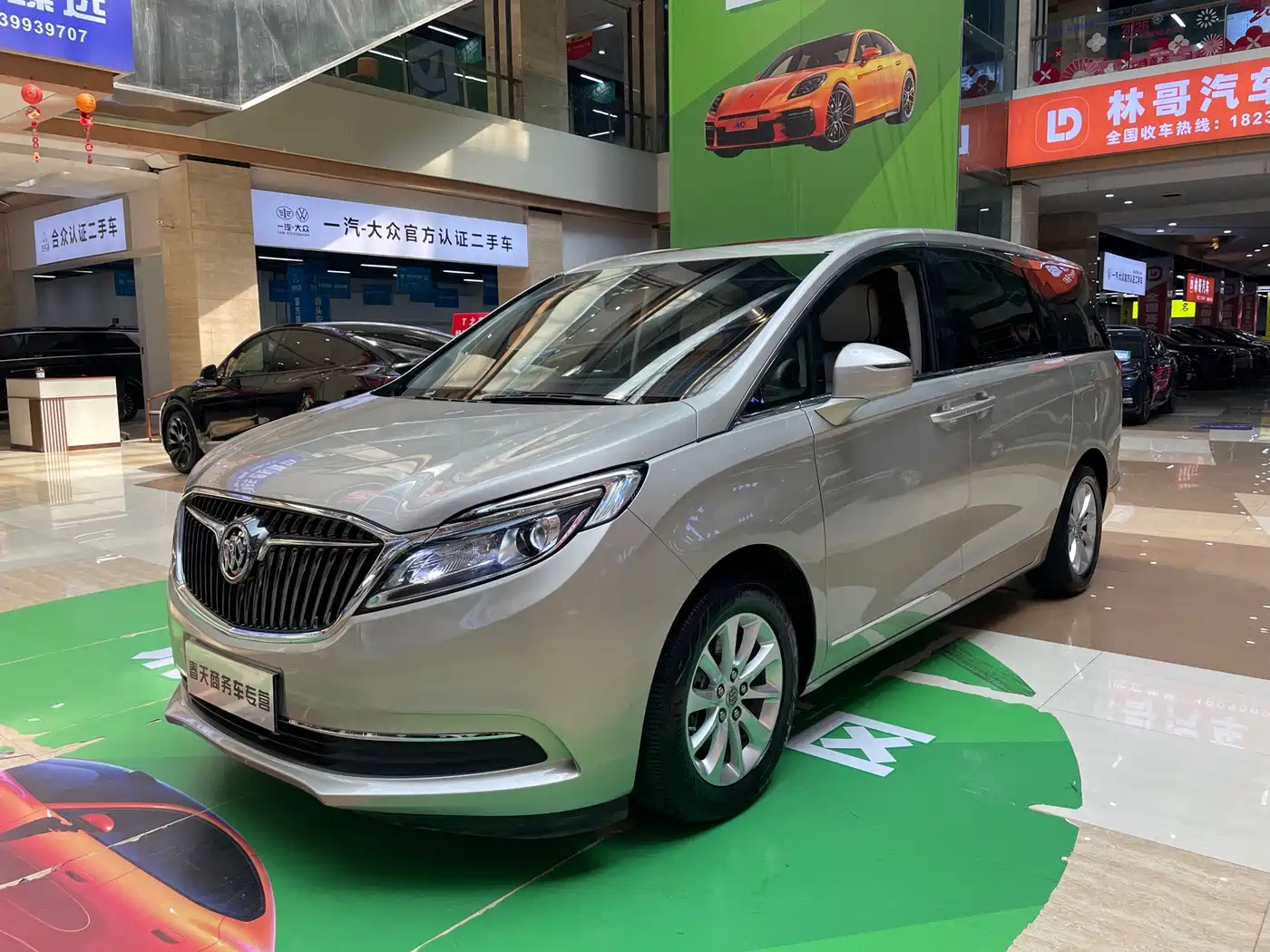 Buick GL8 2018 ES 28T Comfort Type China VI фото 2
