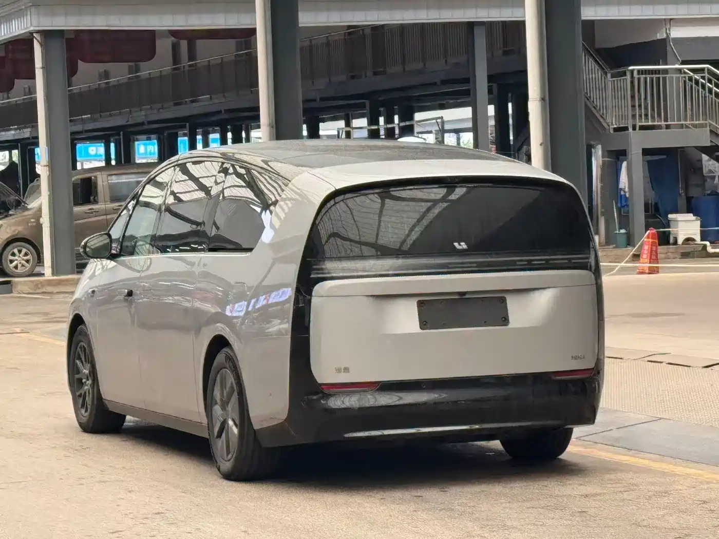 Li Auto MEGA 2024 2024 Ultra