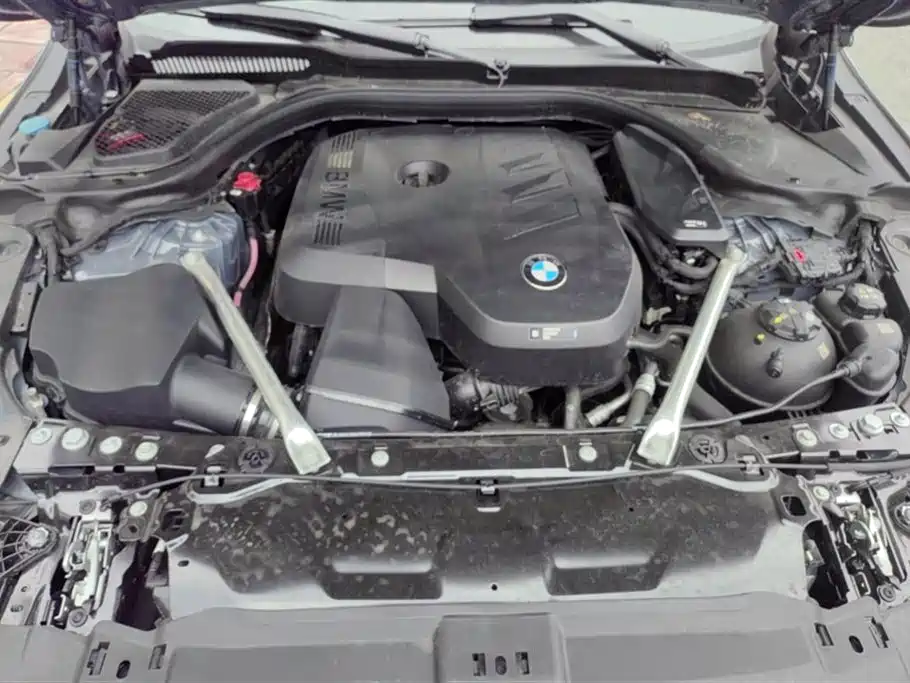 BMW 5 Series 2024 530Li Leading M Sport Package фото 10