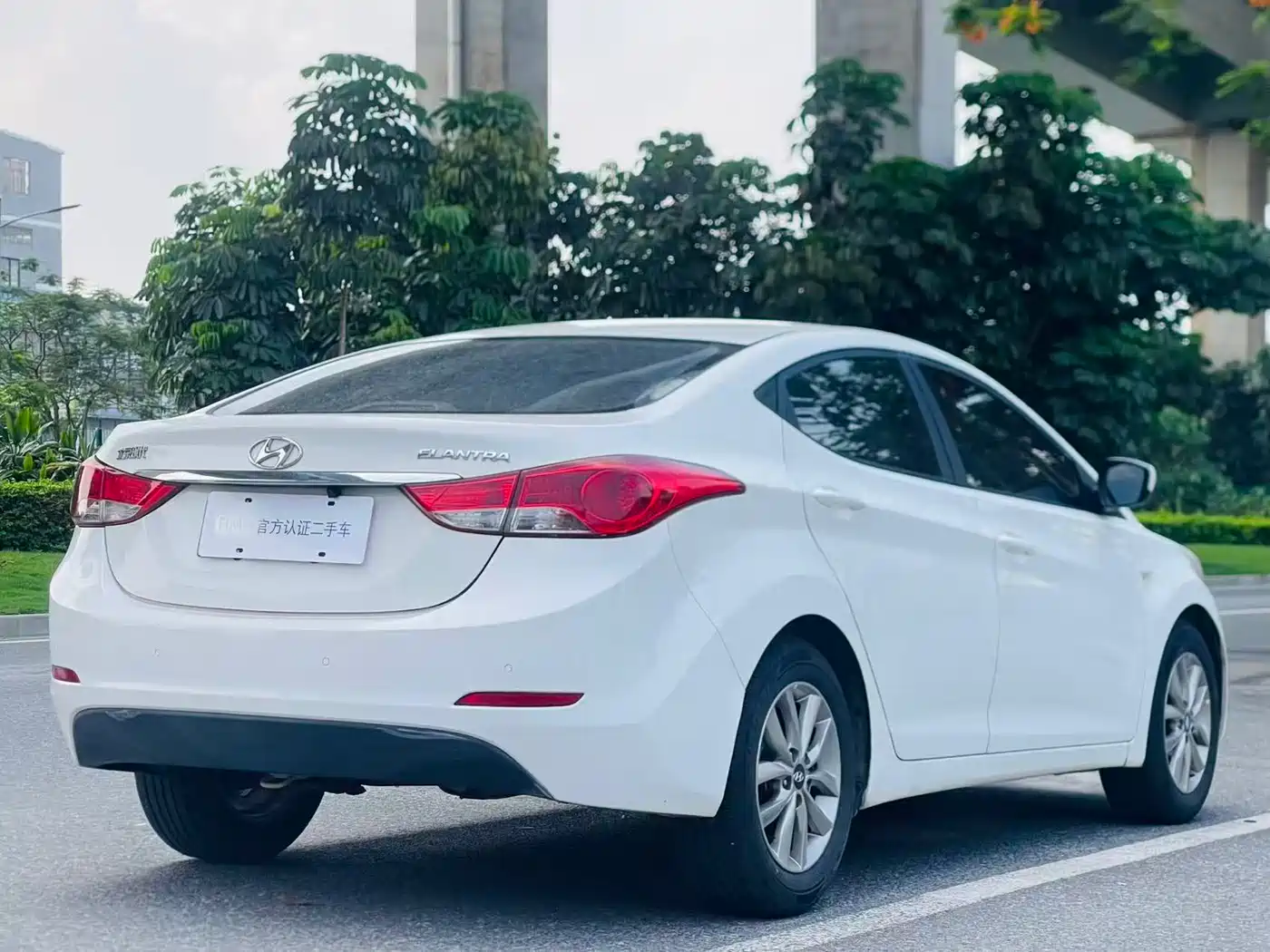 Hyundai Langdong 2015 1.6L Auto Trend фото 5