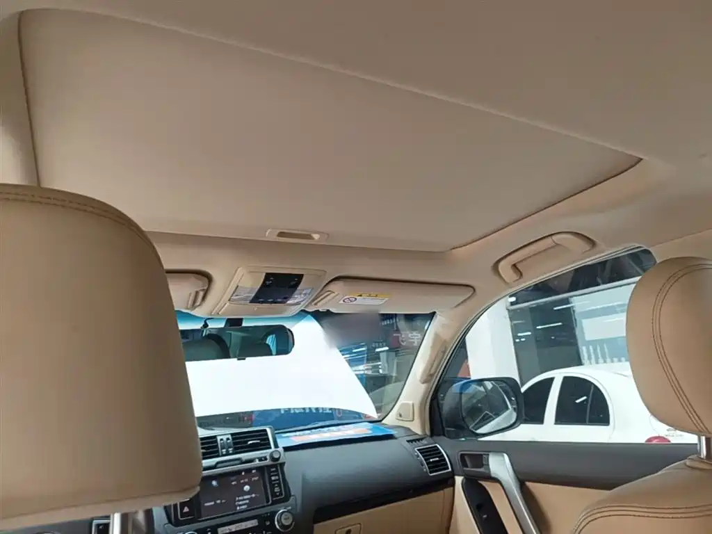 Toyota Prado 2016 2.7L Auto Luxury Edition фото 18