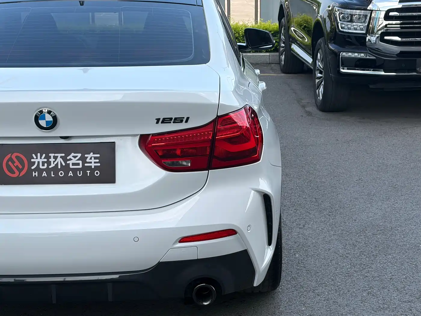 BMW 1 Series 2021 125i M Sport Black Night Edition фото 7