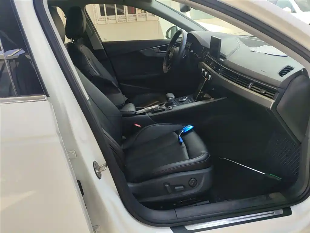 Audi A4L 2019 40 TFSI Progressive (China VI) фото 25