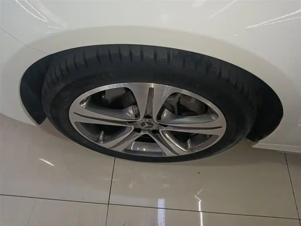 Mercedes-Benz E-Class 2016 E 200 L Sport Type фото 25