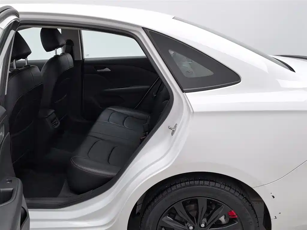 Chevrolet Monza 2019 Redline 320T DCT Joy Edition China VI фото 15