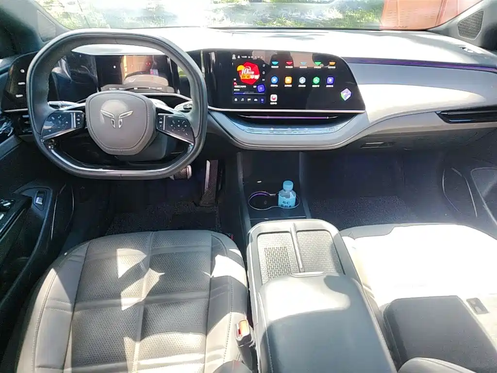 Hongqi EH7 2024 690 Pro фото 6