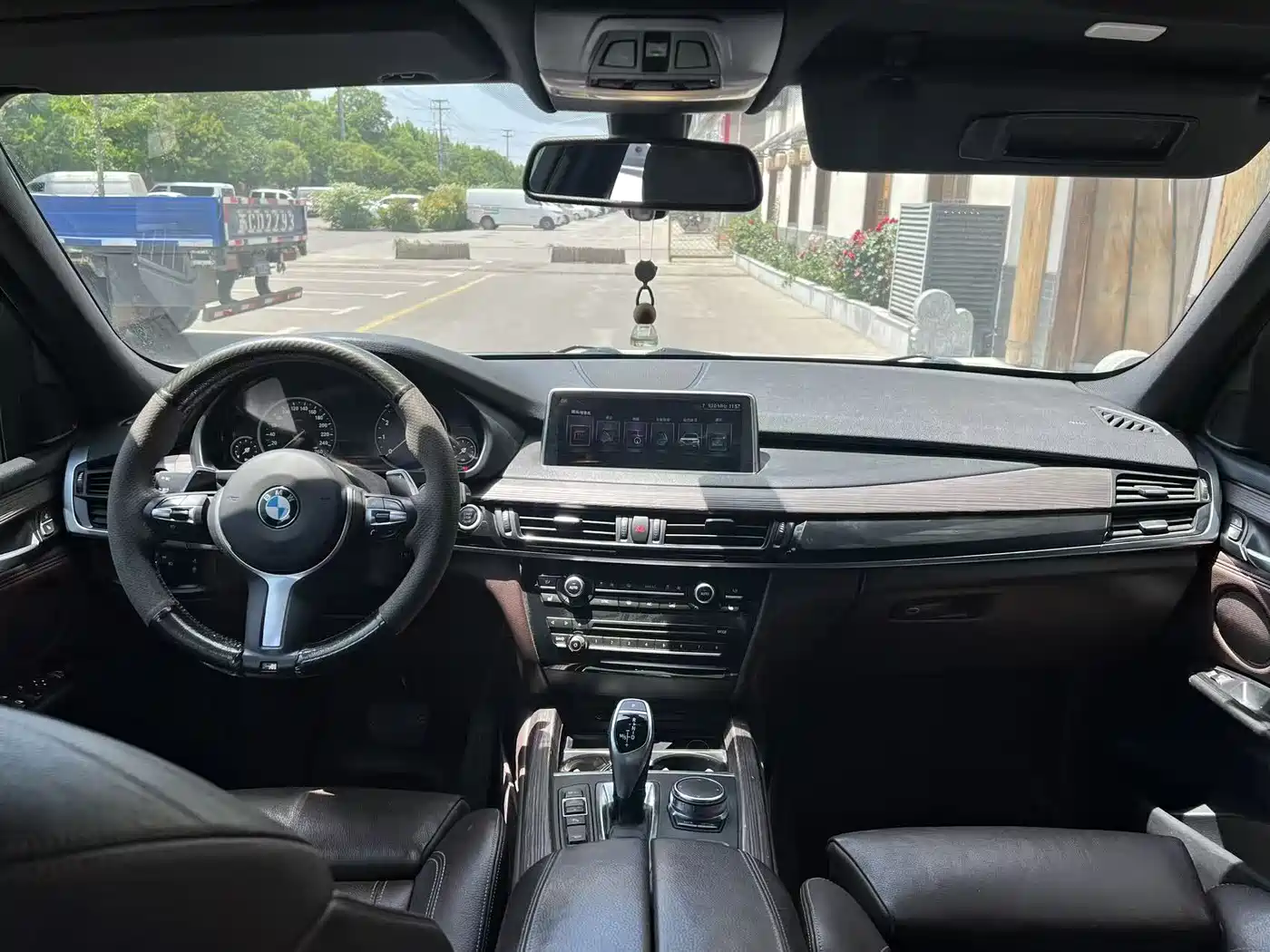 BMW X5 (Import) 2017 xDrive35i Leading Edition фото 4