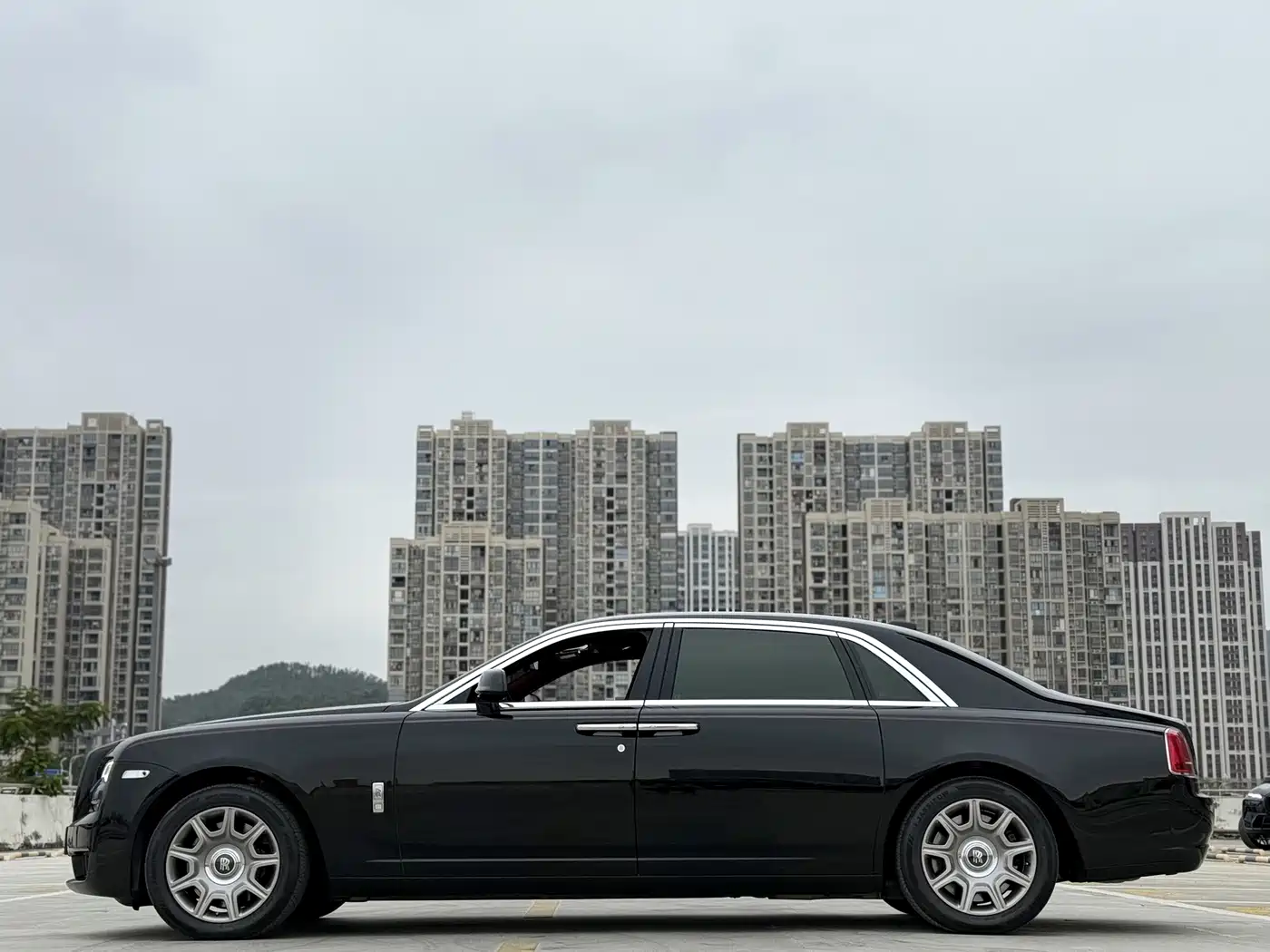 Rolls-Royce Ghost 2018 2018 6.6T Long Wheelbase Edition