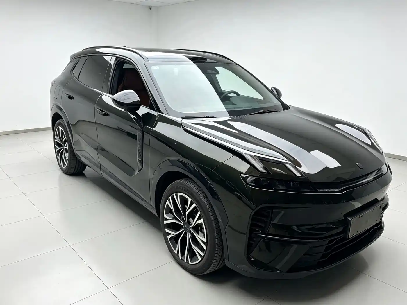 Lynk & Co 08, миниатюра 2