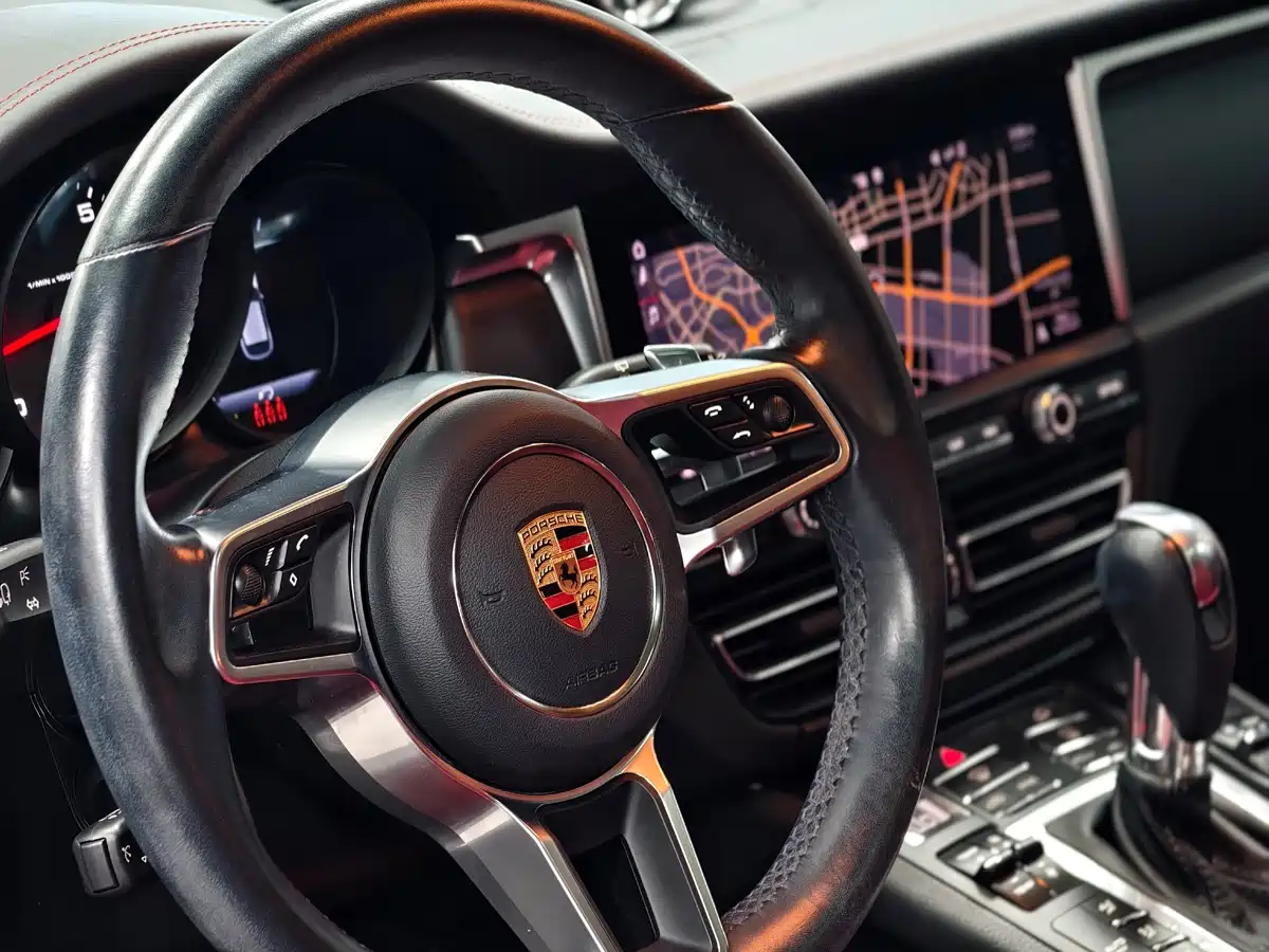 Porsche Macan 2020 Macan 2.0T фото 3