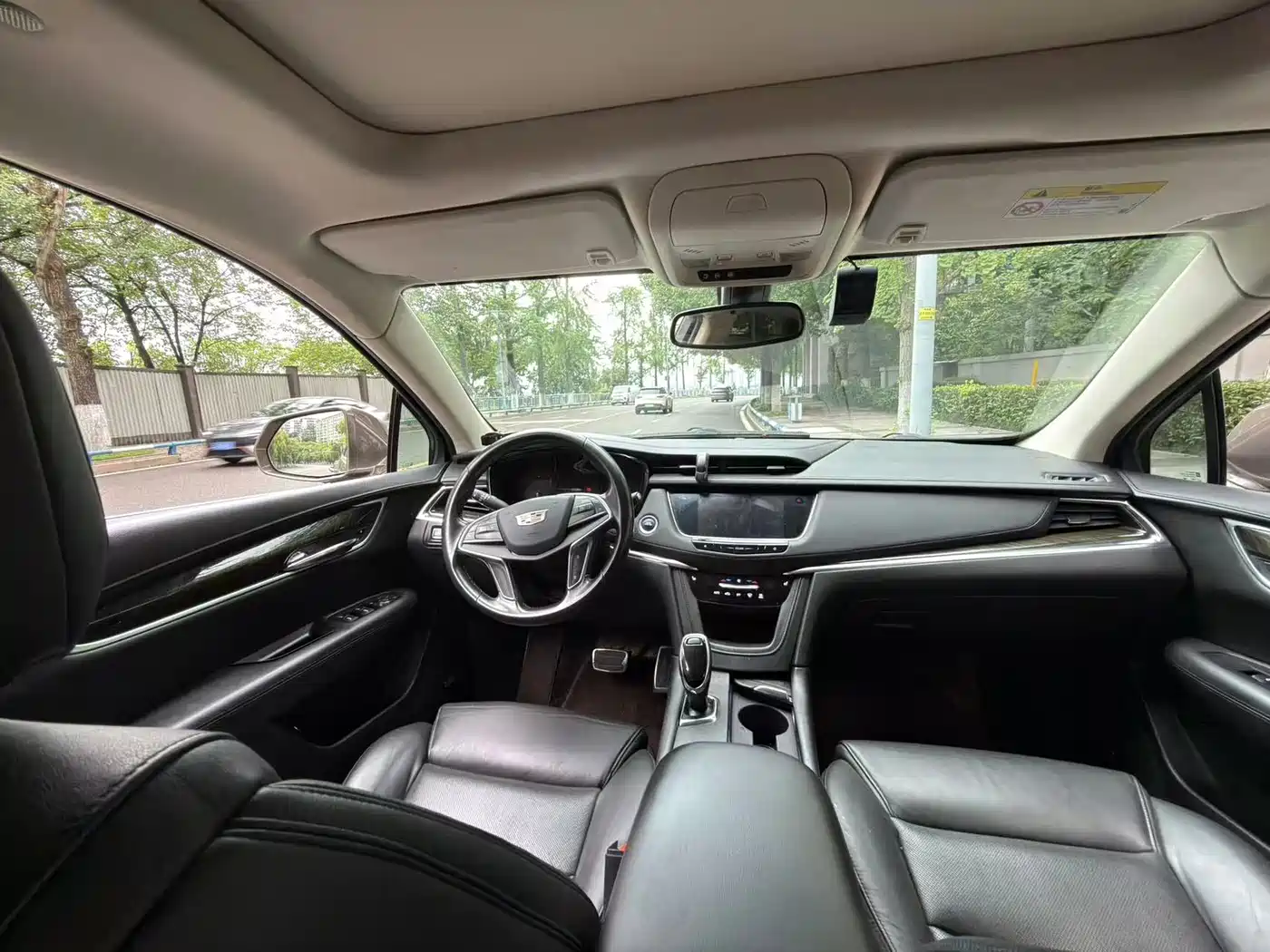 Cadillac XT5 2017 Anniversary Edition 28T 4WD Luxury фото 6