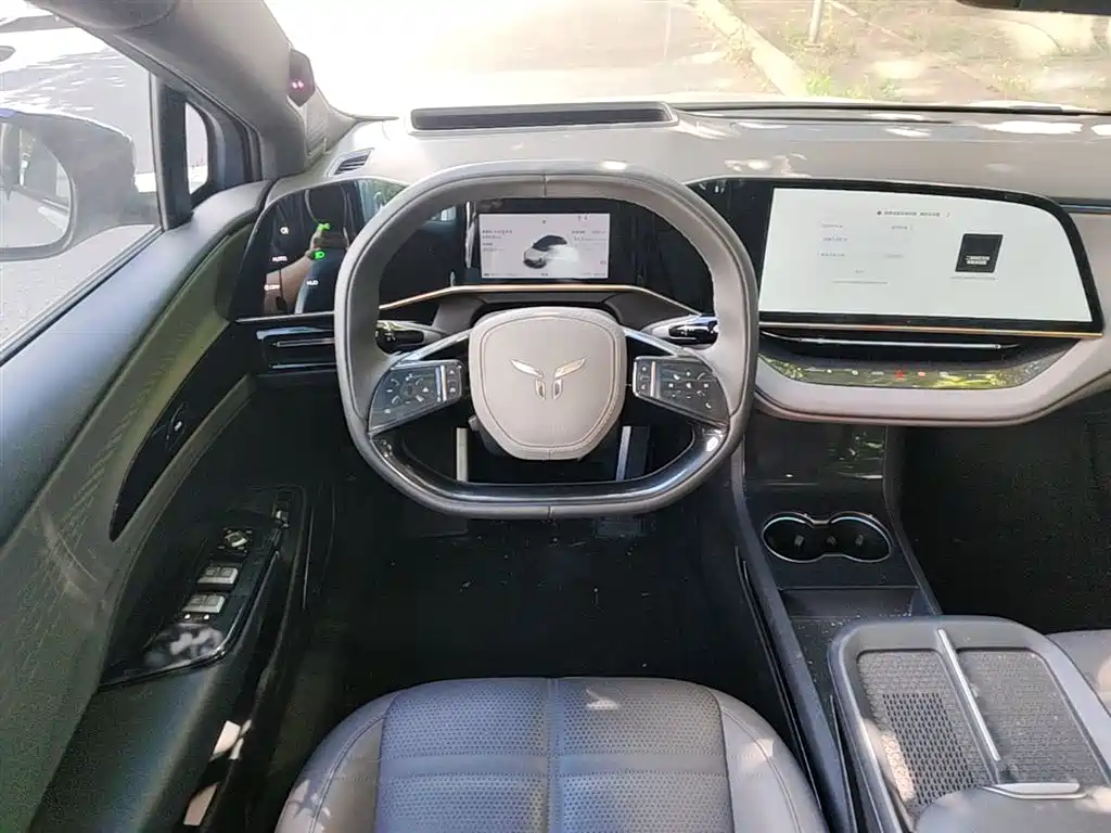 Hongqi EH7 2024 Model 760 Pro+ AWD фото 7