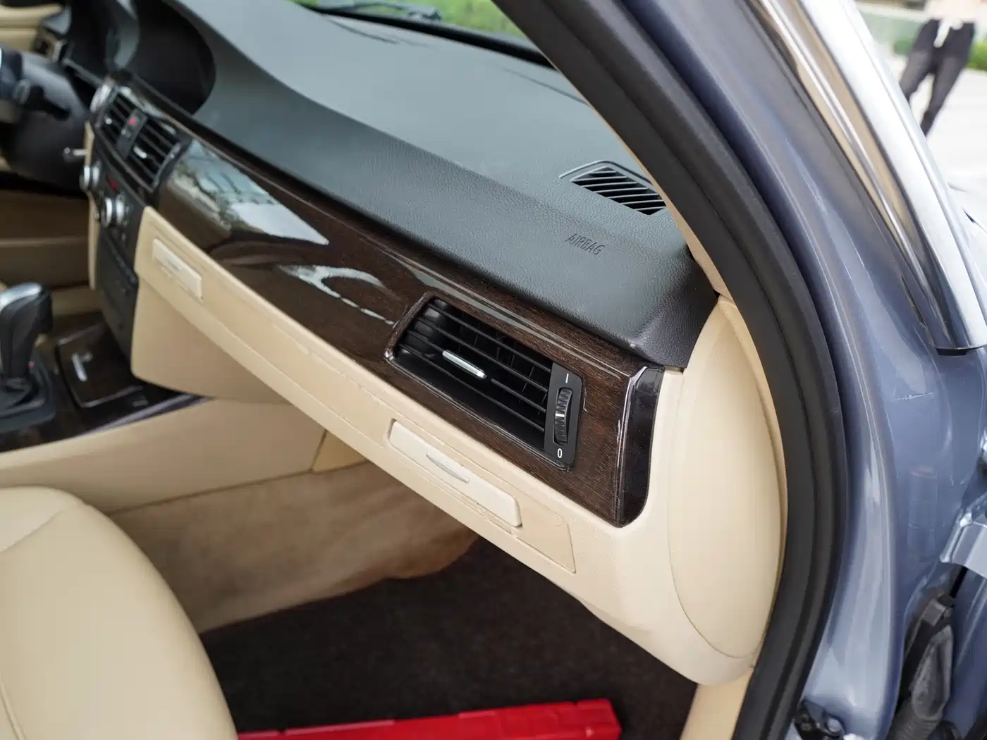 BMW 3 Series (Import) 2010 325i Luxury фото 24
