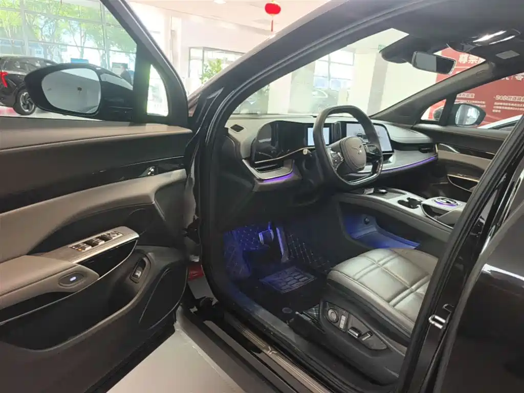 Hongqi Tian Gong 08 2025 680 Ultra AWD фото 13