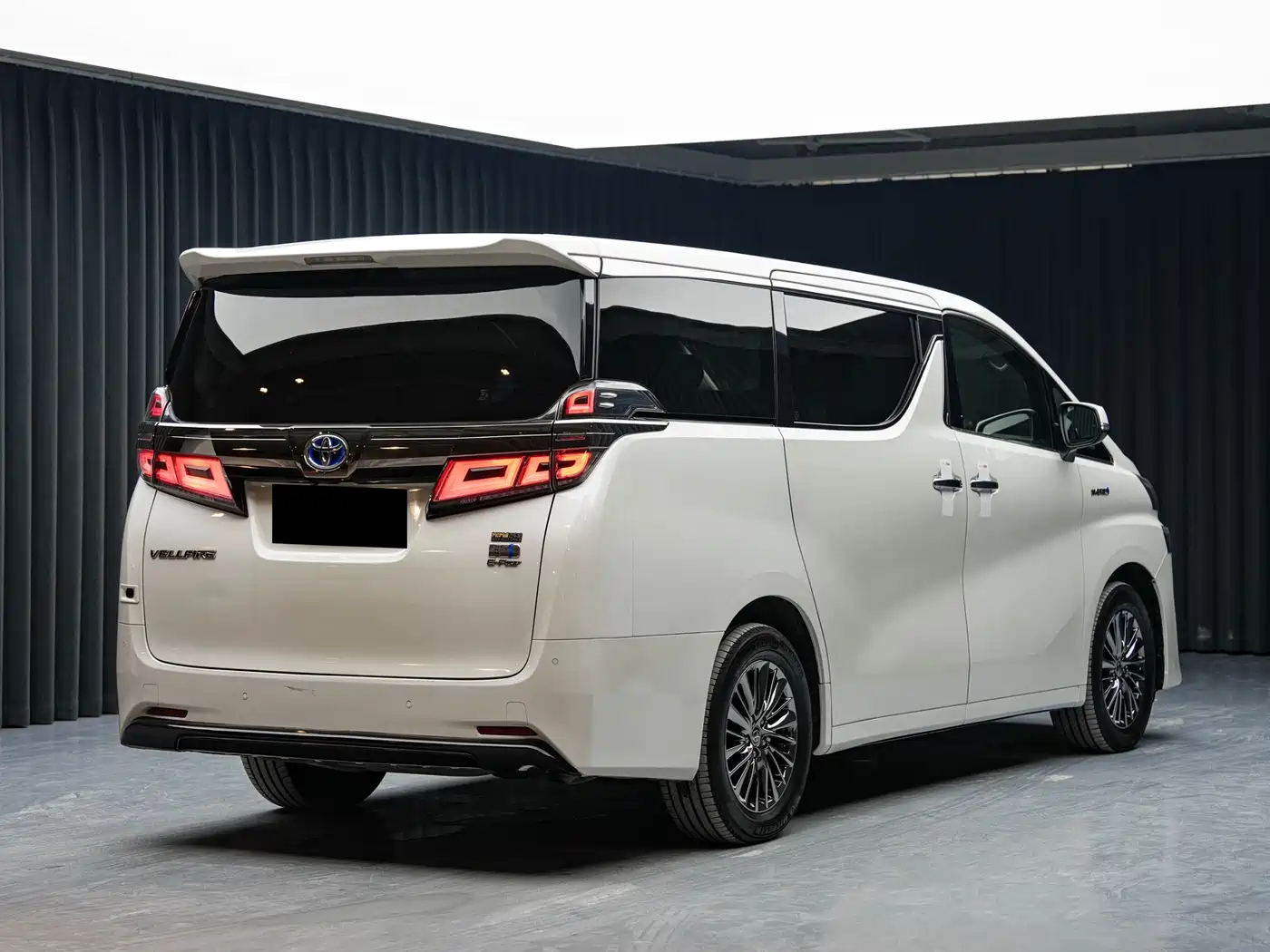 Toyota Vellfire 2019 2019 Hybrid 2.5L HV Luxury Edition