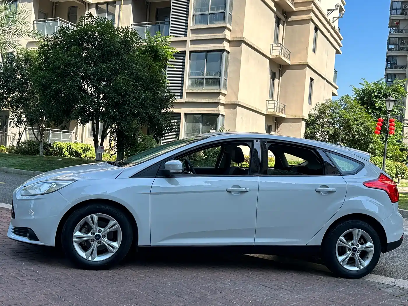Фото 8 - Ford Focus