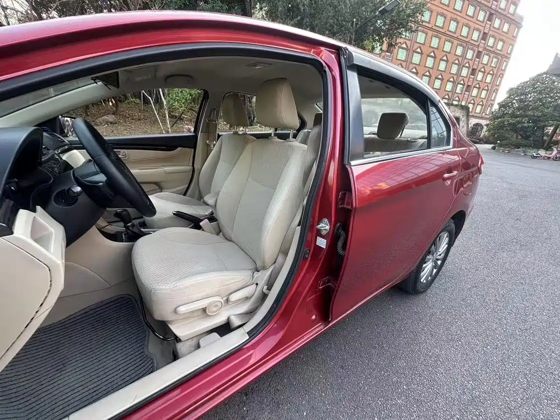 Suzuki Alivio 2016 2015 1.6L Automatic Comfort