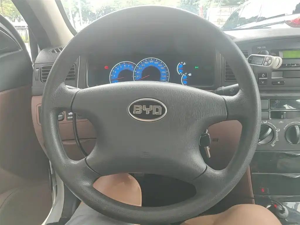 BYD F3 2018 1.5L Manual Classic фото 11