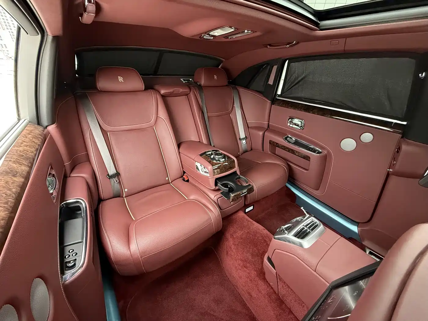 Rolls-Royce Ghost 2018 2018 6.6T Long Wheelbase Edition