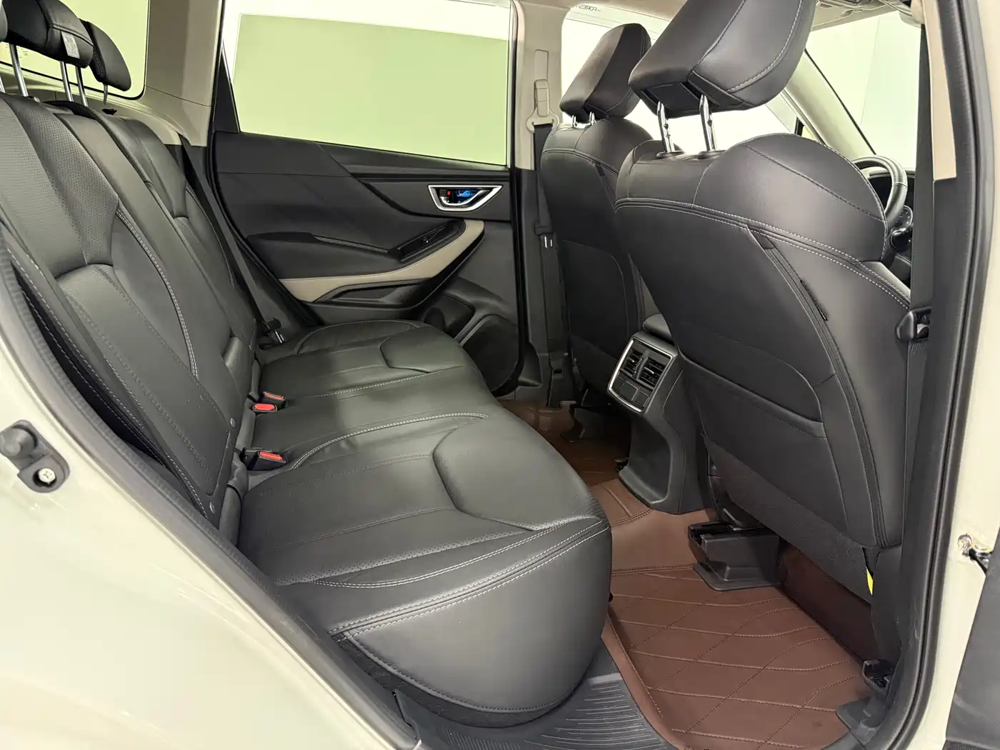 Subaru Forester 2022 2.0i AWD Luxury Edition with EyeSight фото 15