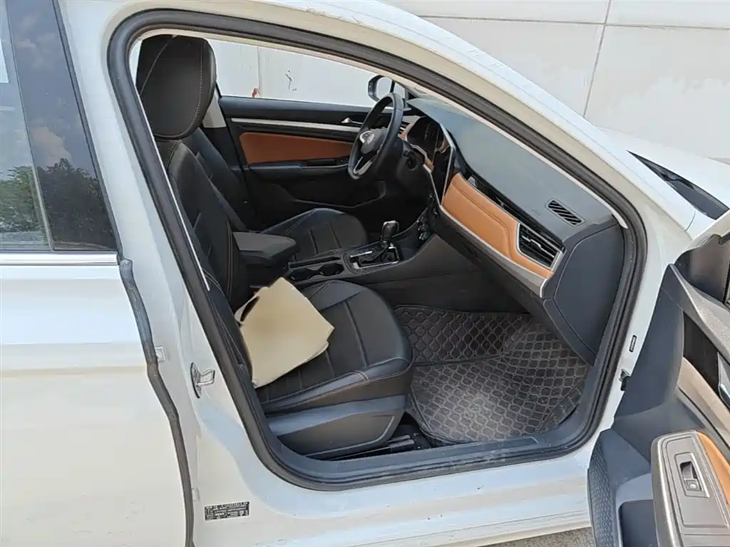 Volkswagen Bora 2023 200TSI DSG Yuexing PRO Edition фото 20