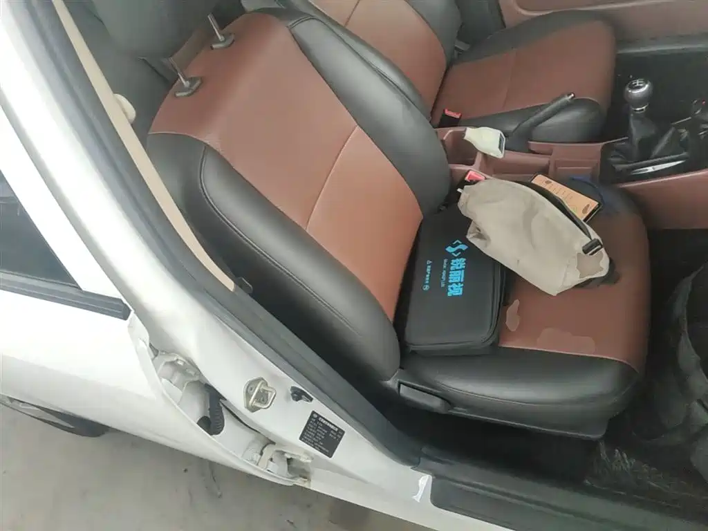 BYD F3 2018 1.5L Manual Classic фото 25