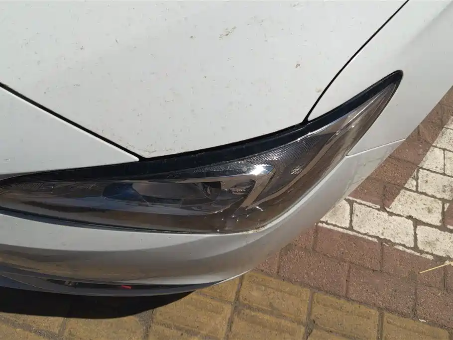 Buick Excelle 2016 15N Automatic Elite фото 5