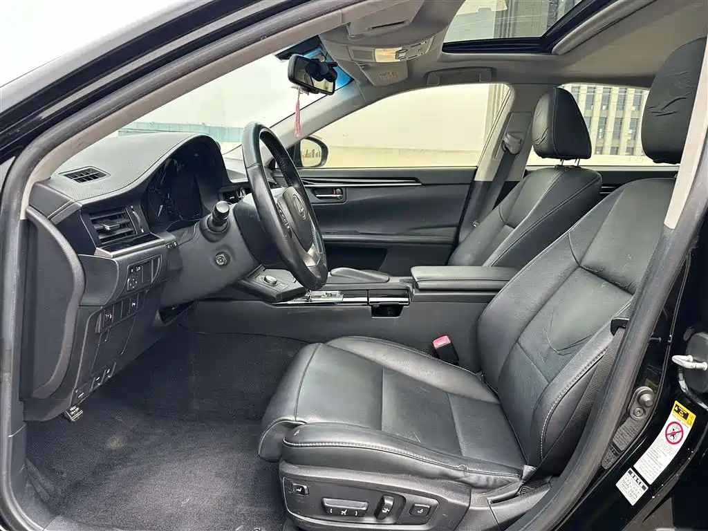 Lexus ES 2013 250 Elite Edition фото 5