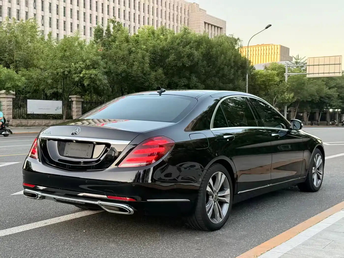 Mercedes-Benz S-Class 2019 S 350 L Luxury фото 3