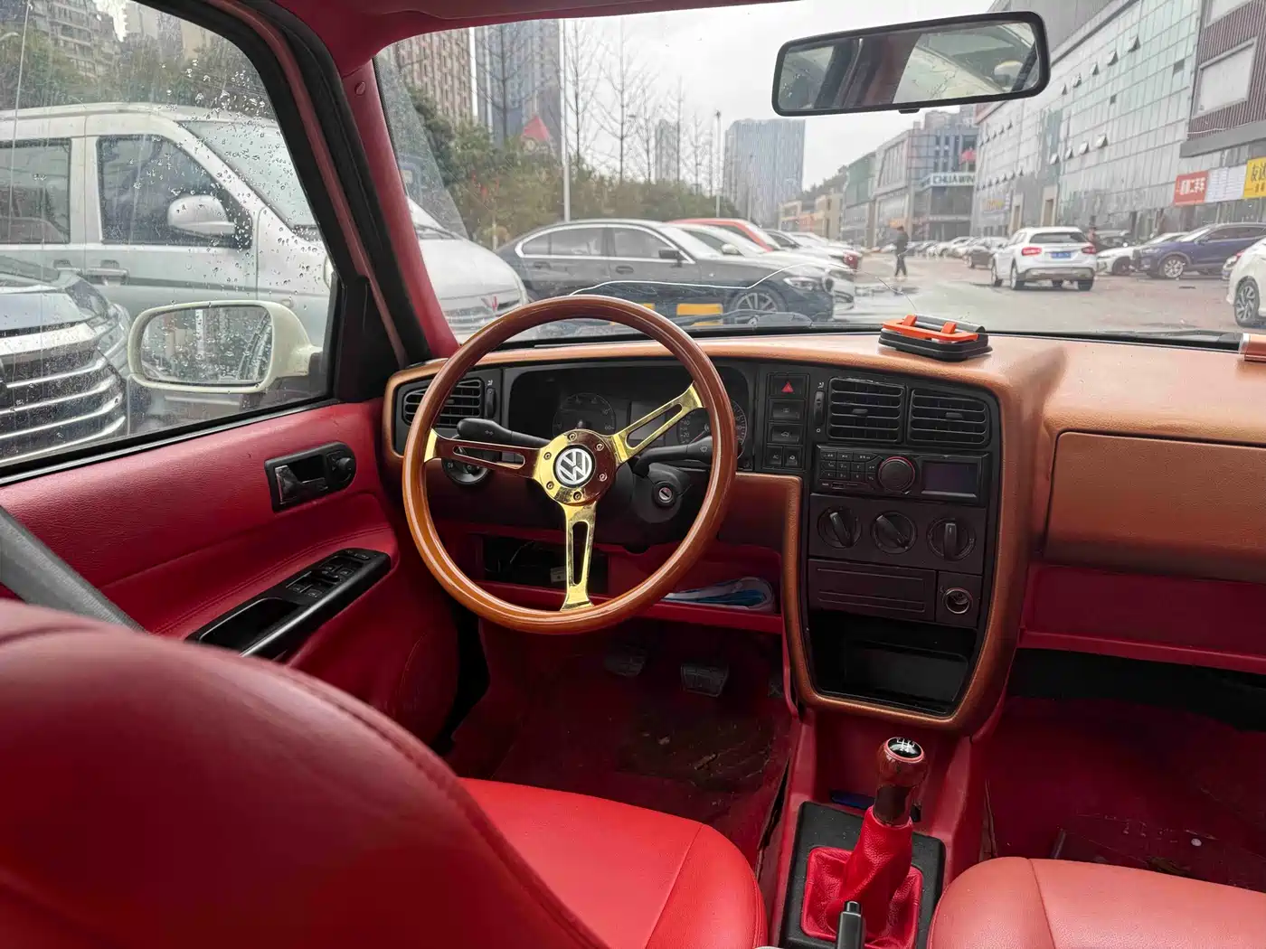 Volkswagen Jetta 2012 1.6L Avant-garde фото 10