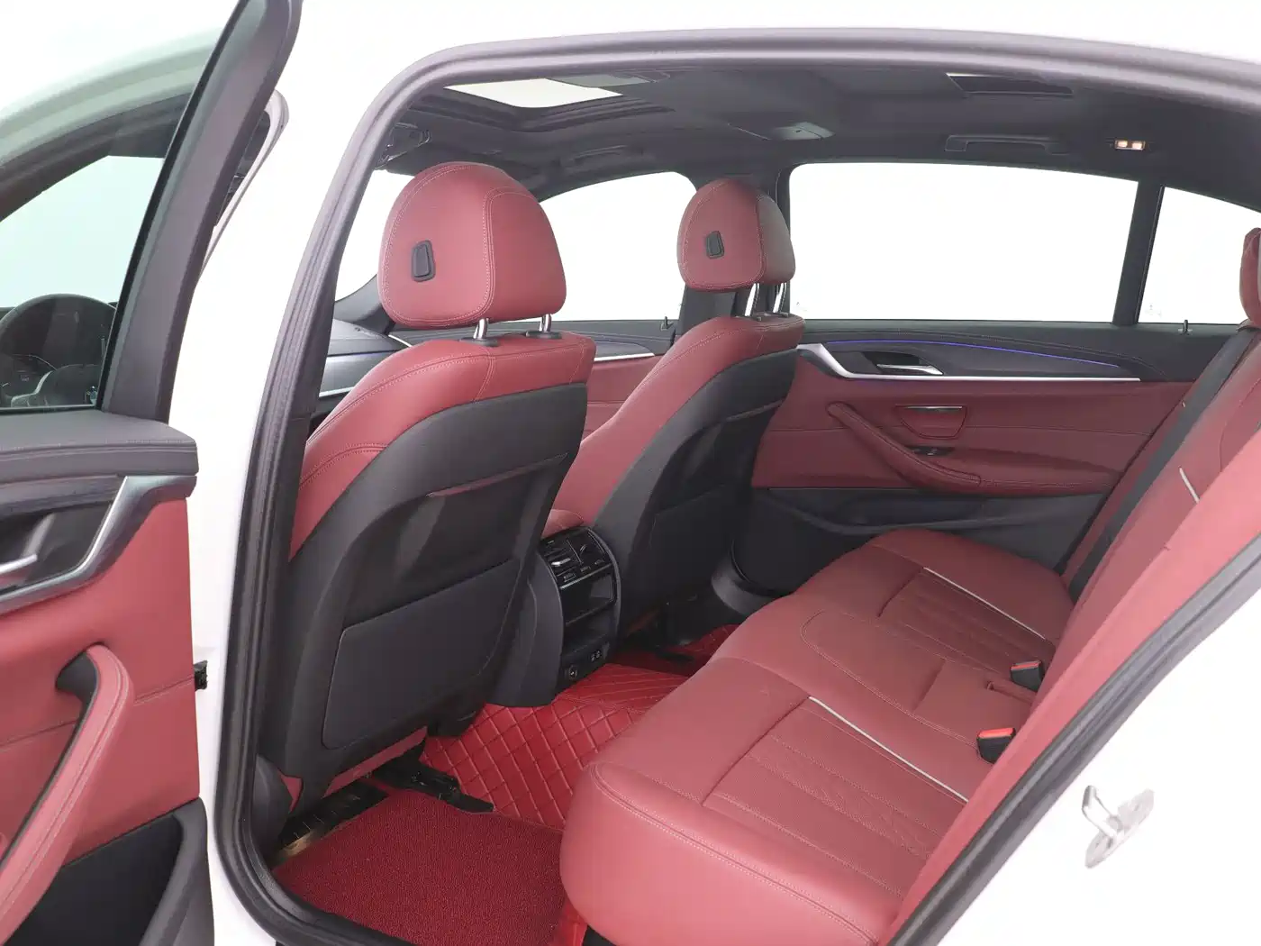 BMW 5 Series 2023 530Li Leading M Sport Package фото 5