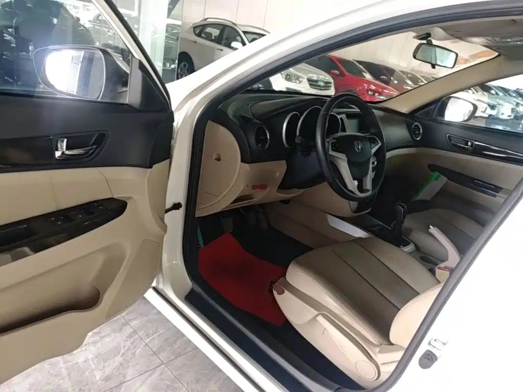Changan Eado 2014 2014 1.6L Manual Premium