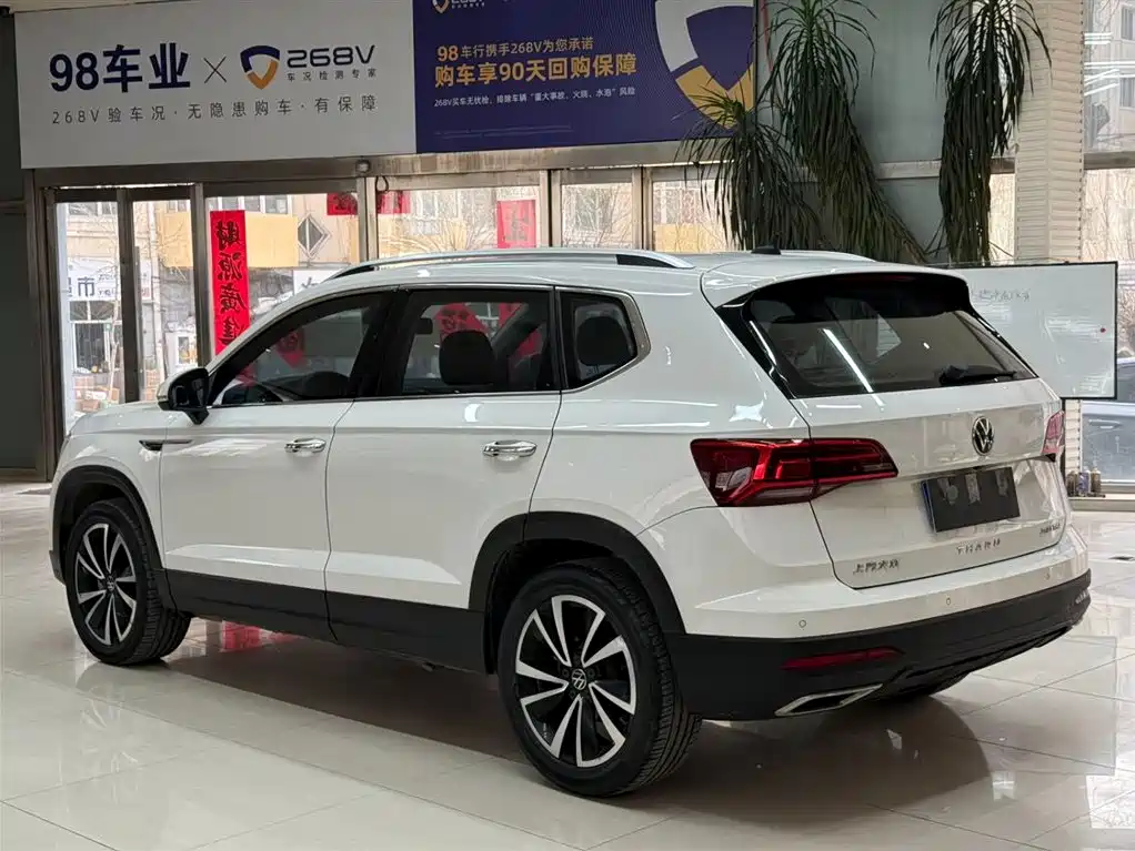 Volkswagen Tharu 2022 280TSI FWD Luxury Edition фото 6