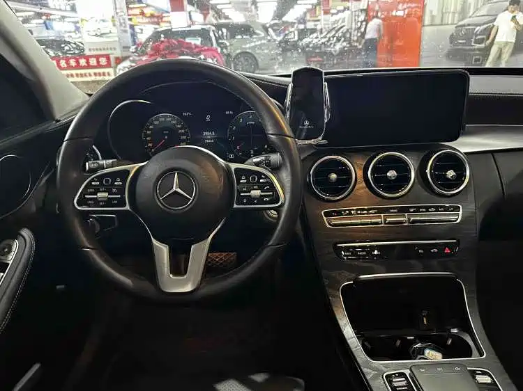 Mercedes-Benz C-Class 2019 Facelift C 260 L Sport фото 13