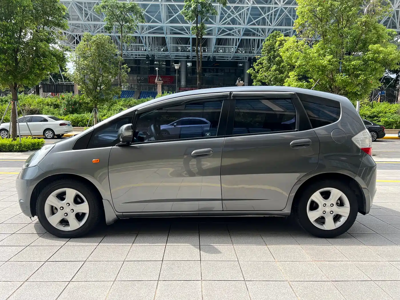 Honda Fit 2009 2008 Model 1.5L Automatic Luxury Edition