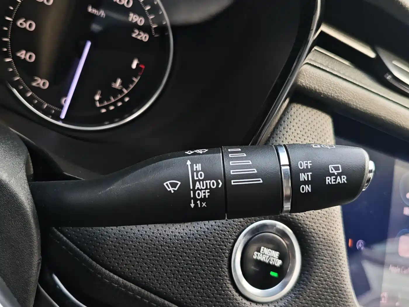 Cadillac XT5 2021 2.0T 2WD Luxury Edition фото 13