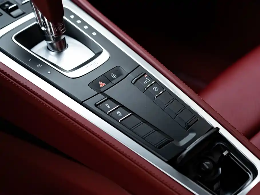 Porsche 718 2016 Cayman 2.0T фото 17