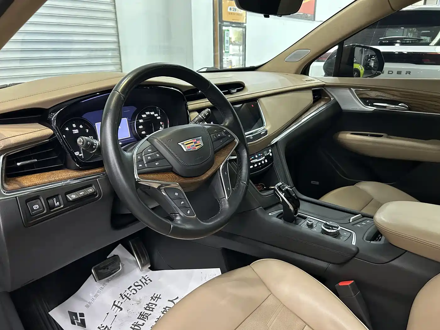 CADILLAC XT5