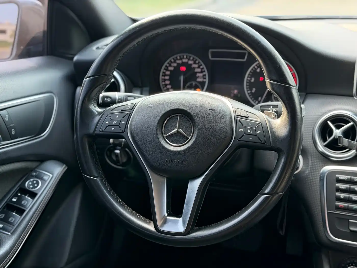 Mercedes-Benz A-Class (Import) 2015 A 180 фото 17