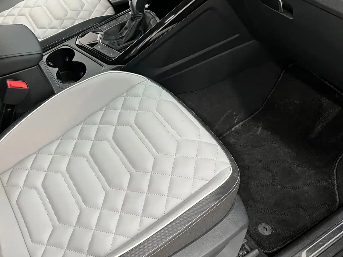 Volkswagen Tayron 2023 280TSI 2WD Luxury Plus Advanced Edition фото 19