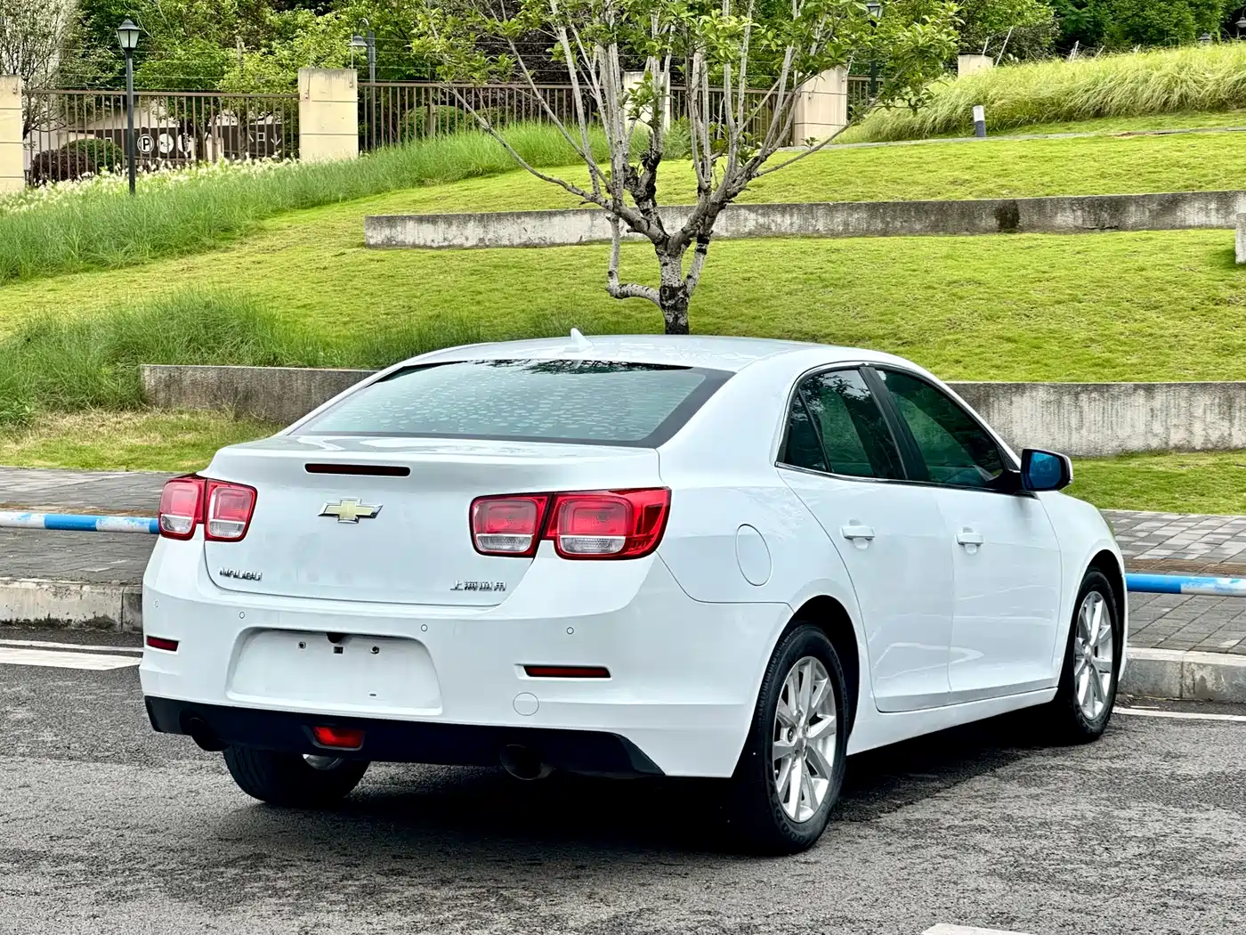 Chevrolet Malibu 2014 2.0L Automatic Luxury фото 4