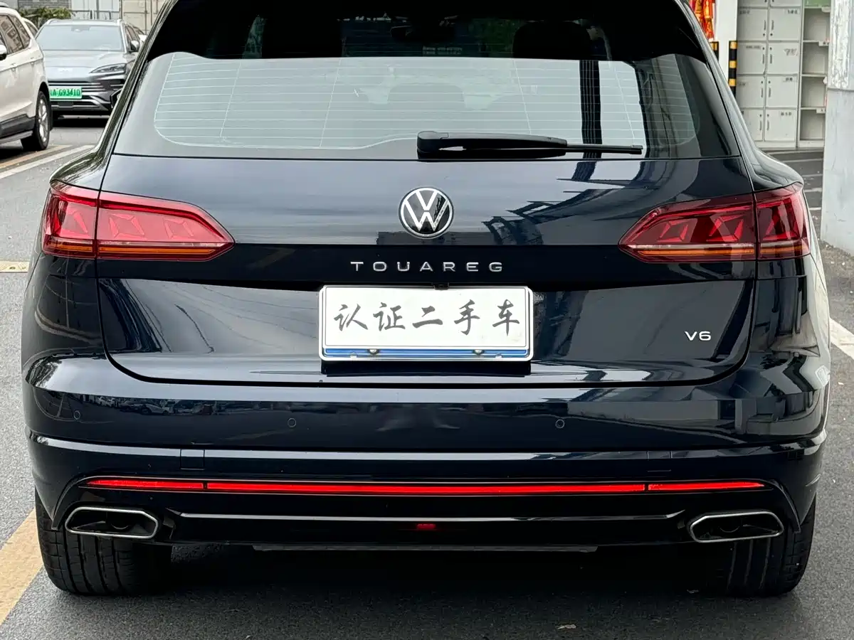 Volkswagen Touareg 2022 3.0TSI Rui Xiang Edition Gloss Black Sport Package фото 23