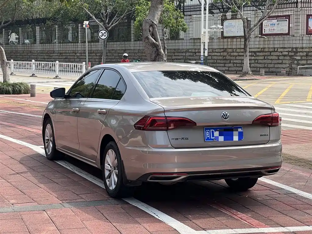 Volkswagen Bora 2019 Facelift 1.5L Automatic Elite China V фото 6