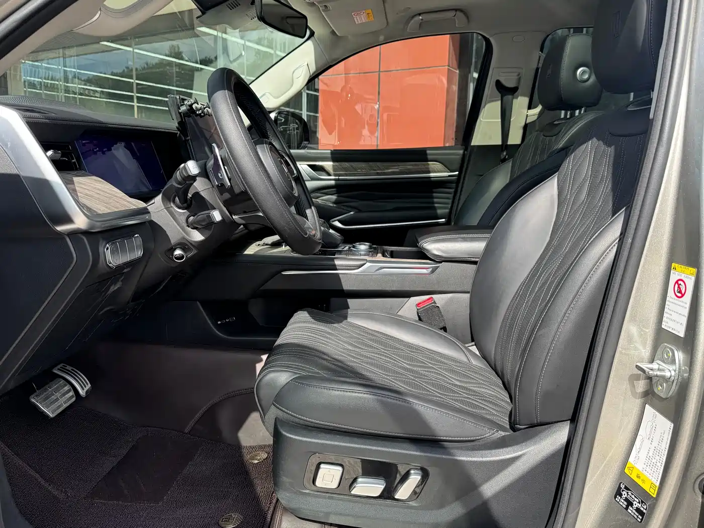 Tank 500 2023 3.0T Business Edition (7-seater) фото 12